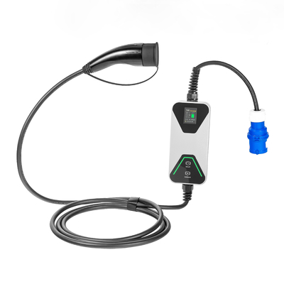 สถานีชาร์จรถยนต์แบบใหม่ แบบ 2 จัดจอ LCD ที่แสดงข้อมูลจริงของสถานะการชาร์จ